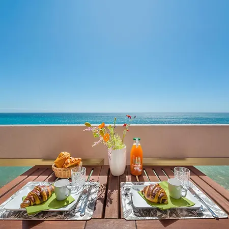 Апартаменты Bellevue Palace